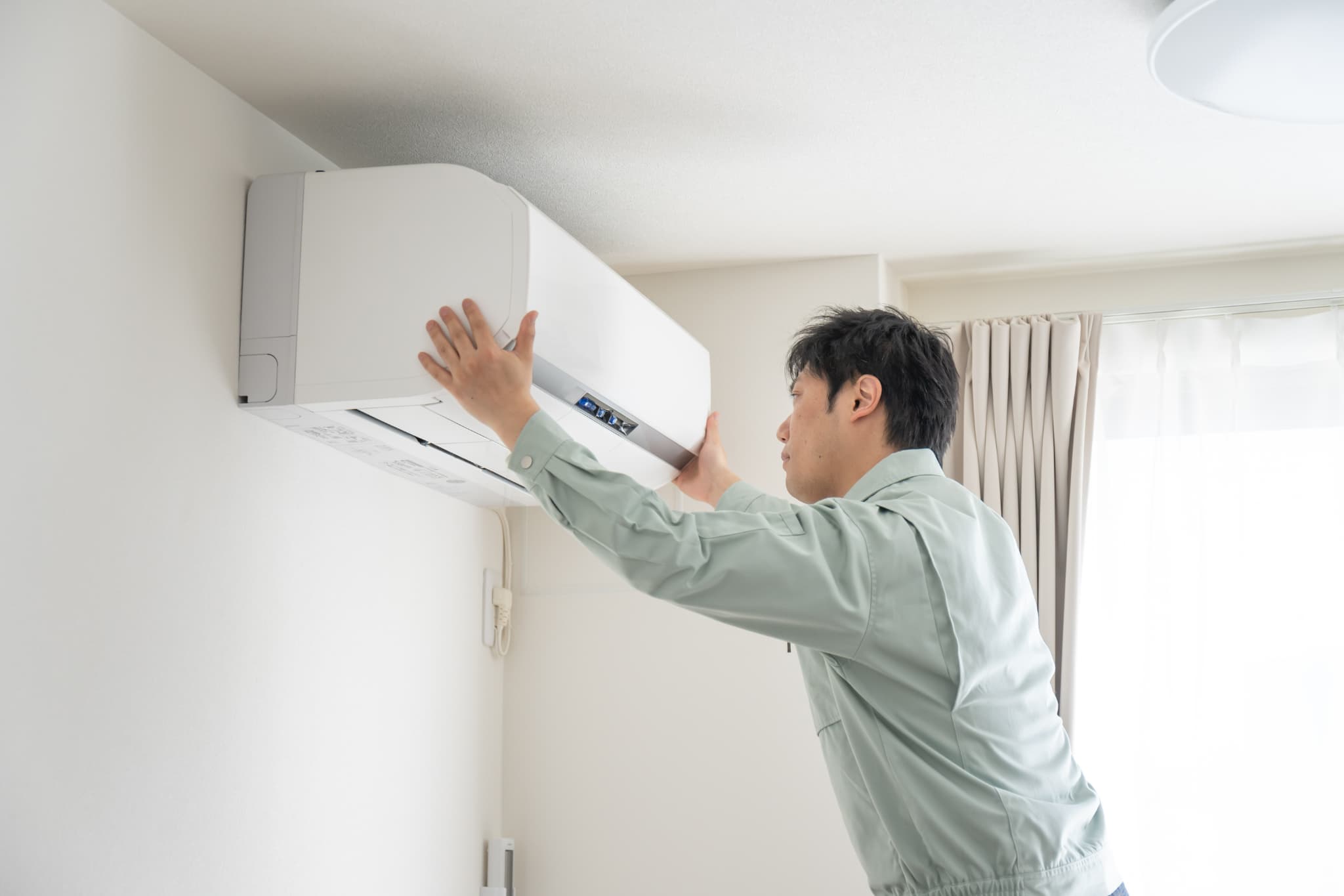 エアコン工事の繁忙期に活躍したい！春〜夏に向けた求人募集情報（三重県）